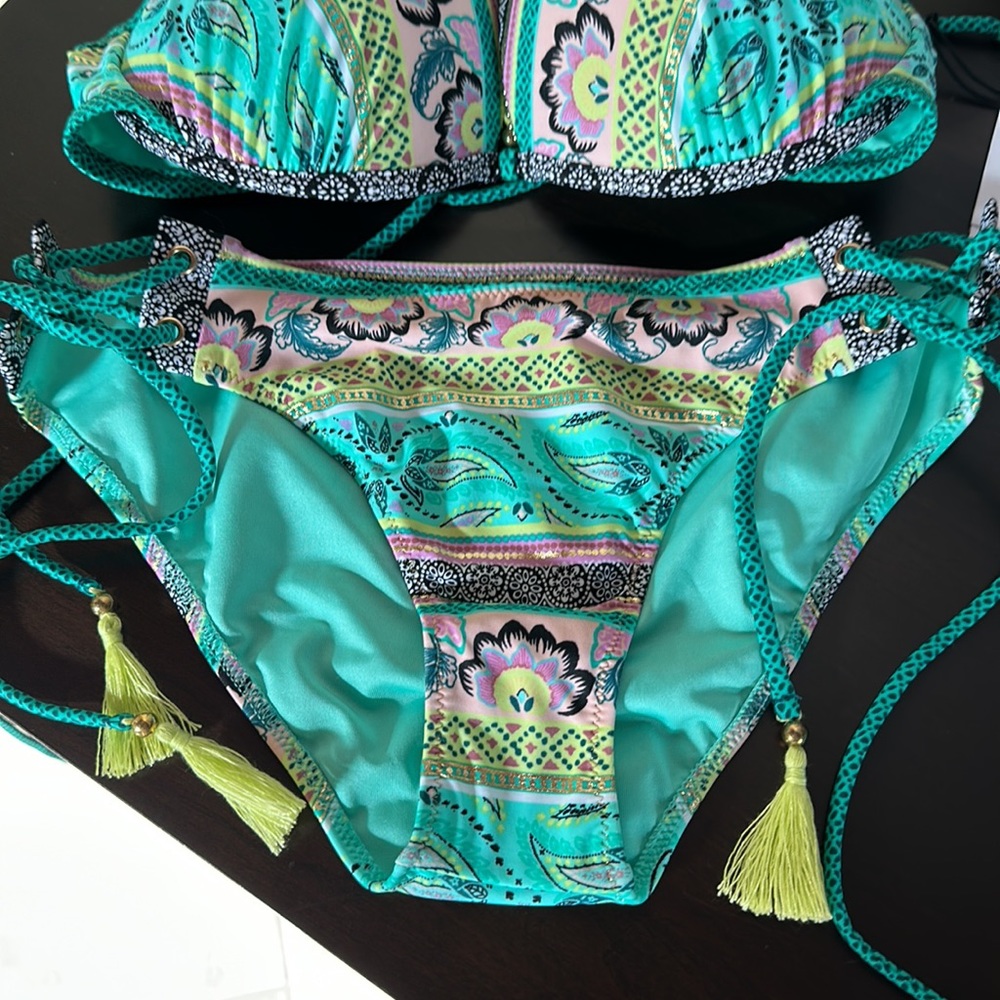 Bikini set - Picture 4 of 9